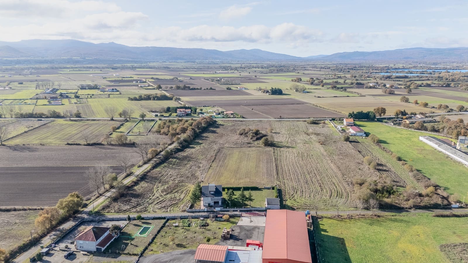4 soverom Finca/Herregård til salgs i Xinzo de Limia med svømmebasseng garasje - € 295 000 (Ref: 9446867)