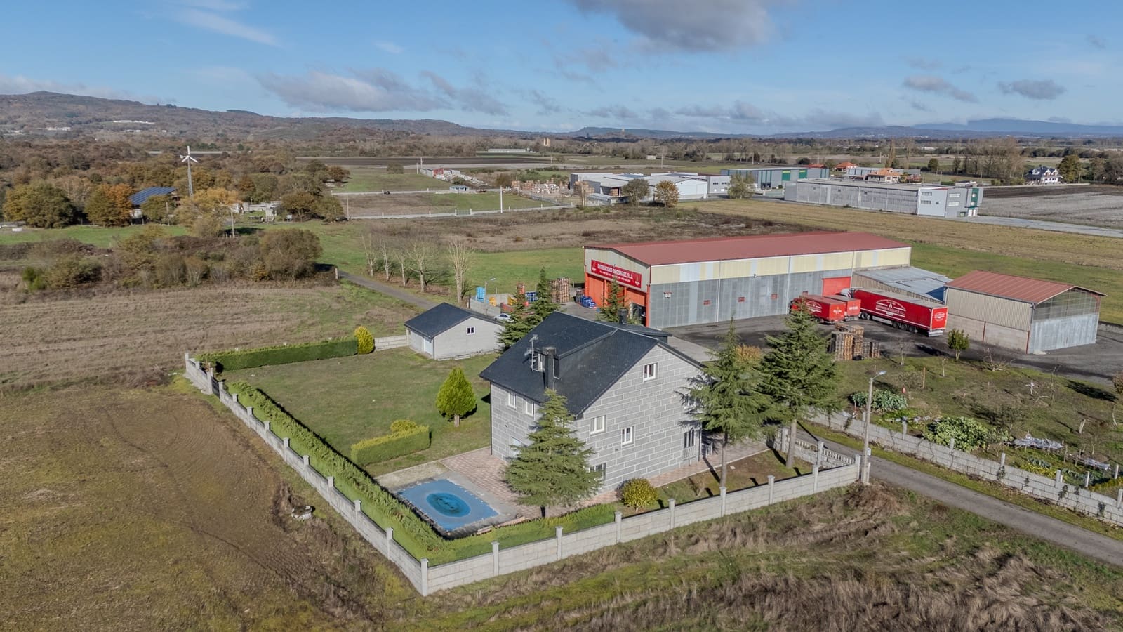 4 soverom Finca/Herregård til salgs i Xinzo de Limia med svømmebasseng garasje - € 295 000 (Ref: 9446867)