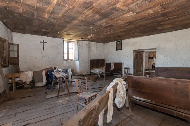 5 makuuhuone Maalaistalo myytävänä paikassa Lugo kaupunki - 180 000 € (Ref: 9459663)