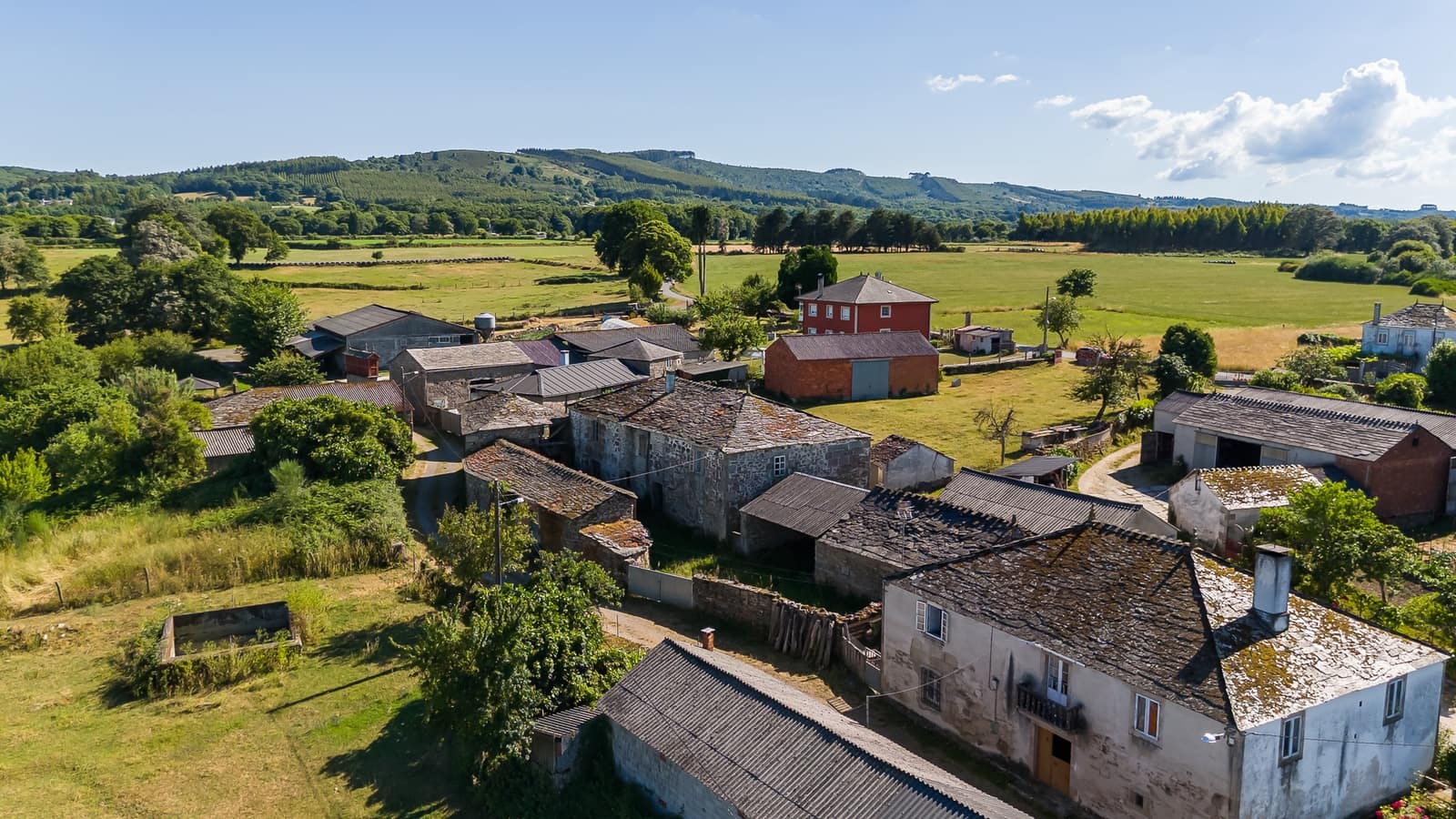 5 sypialnia Finka/Dom wiejski na sprzedaż w Miasto Lugo - 180 000 € (Ref: 9459663)