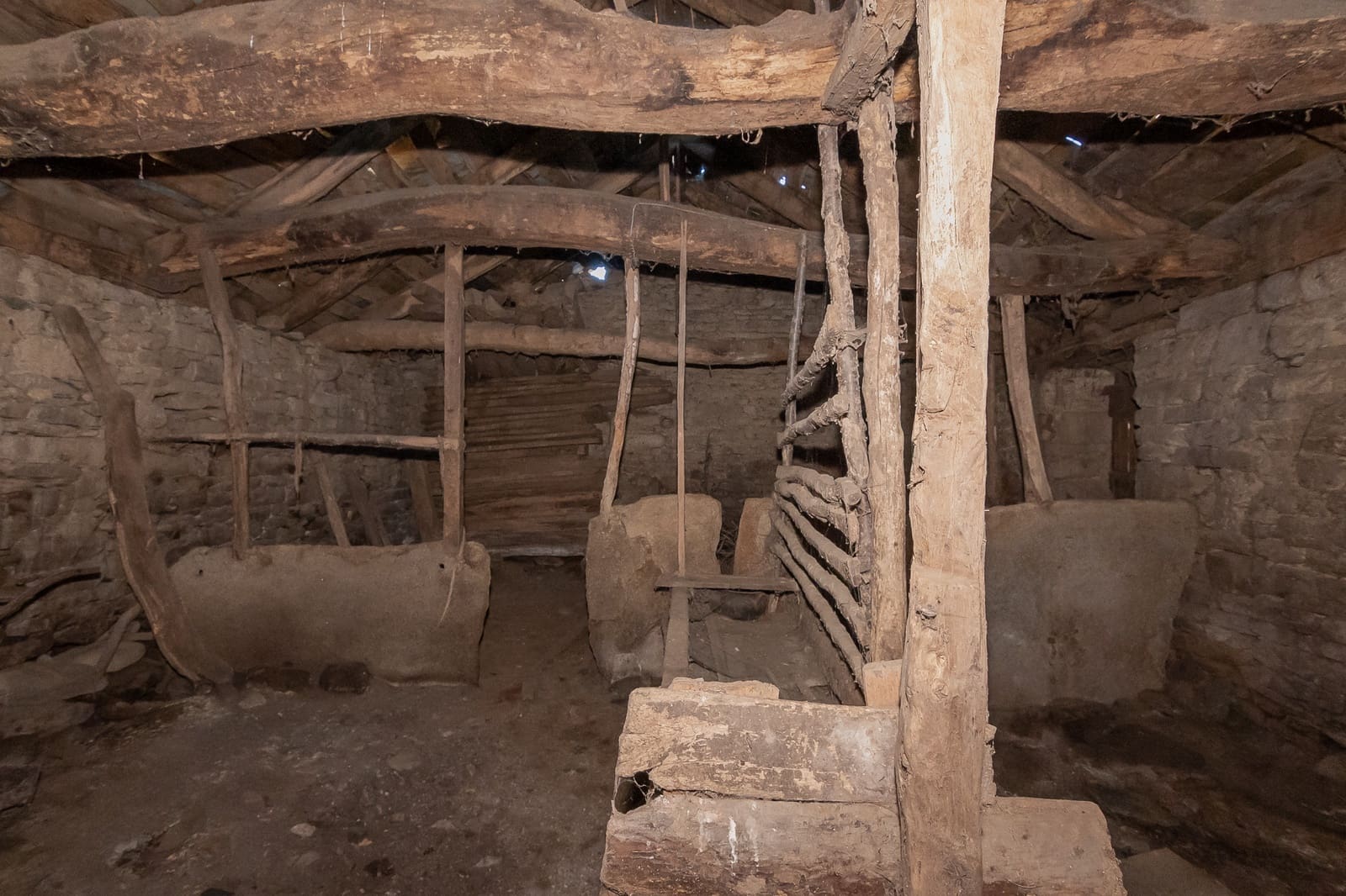 5 sypialnia Finka/Dom wiejski na sprzedaż w Miasto Lugo - 180 000 € (Ref: 9459663)