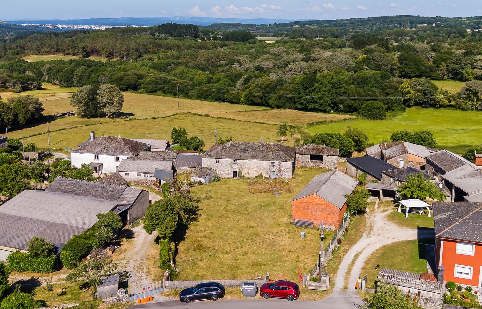 5 bedroom Finca/Country House for sale in Lugo city - € 140,000 (Ref: 9459663)