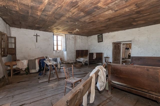 5 chambre Finca/Maison de Campagne à vendre à Lugo ville - 140 000 € (Ref: 9459663)