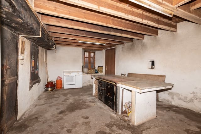 5 chambre Finca/Maison de Campagne à vendre à Lugo ville - 140 000 € (Ref: 9459663)