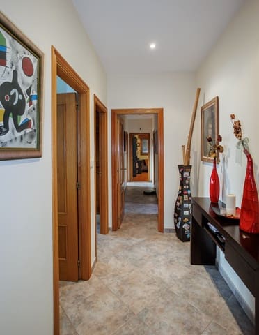 5 bedroom Business for sale in Boqueixón with pool garage - € 600,000 (Ref: 9489955)