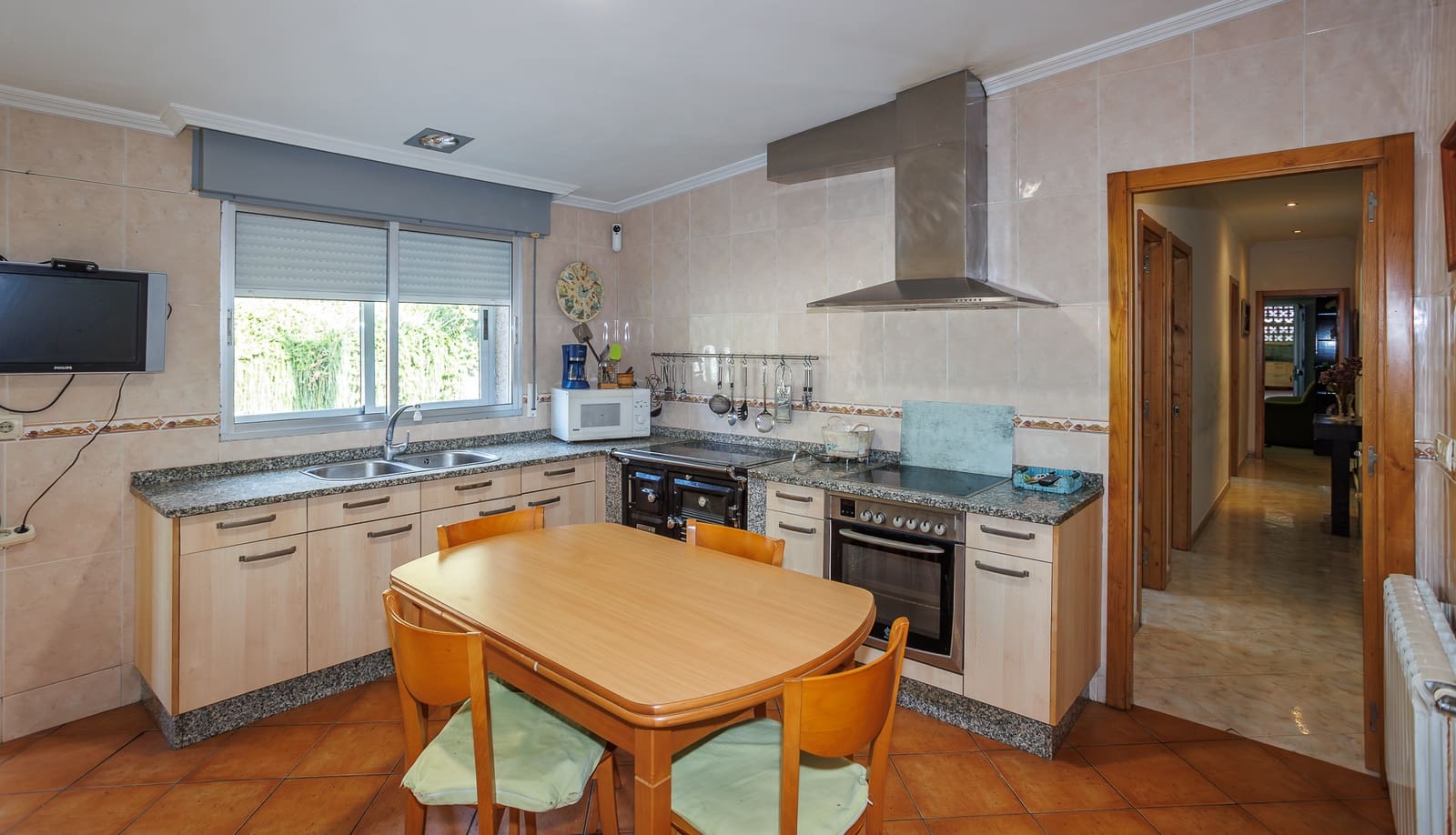 5 bedroom Business for sale in Boqueixon with pool garage - € 600,000 (Ref: 9489955)