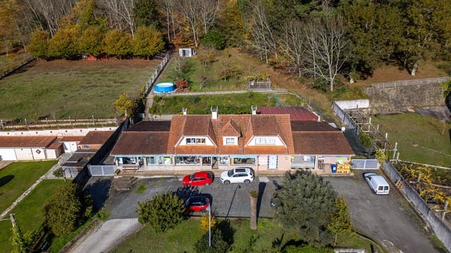 5 bedroom Business for sale in Boqueixón with pool garage - € 600,000 (Ref: 9489955)