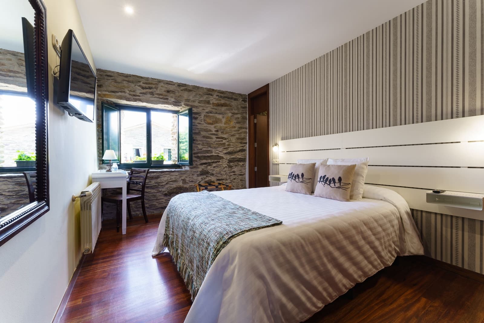 11 slaapkamer Bedrijf te koop in Arzua - € 965.000 (Ref: 9500329)