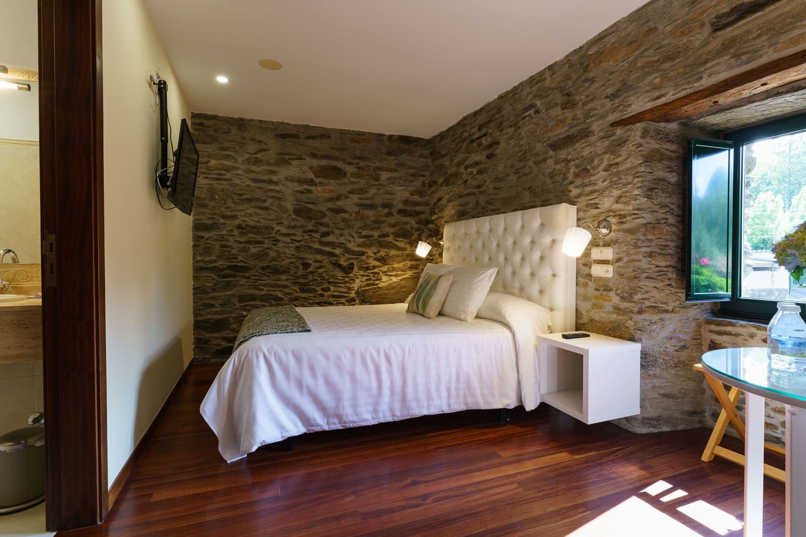 11 slaapkamer Bedrijf te koop in Arzua - € 965.000 (Ref: 9500329)