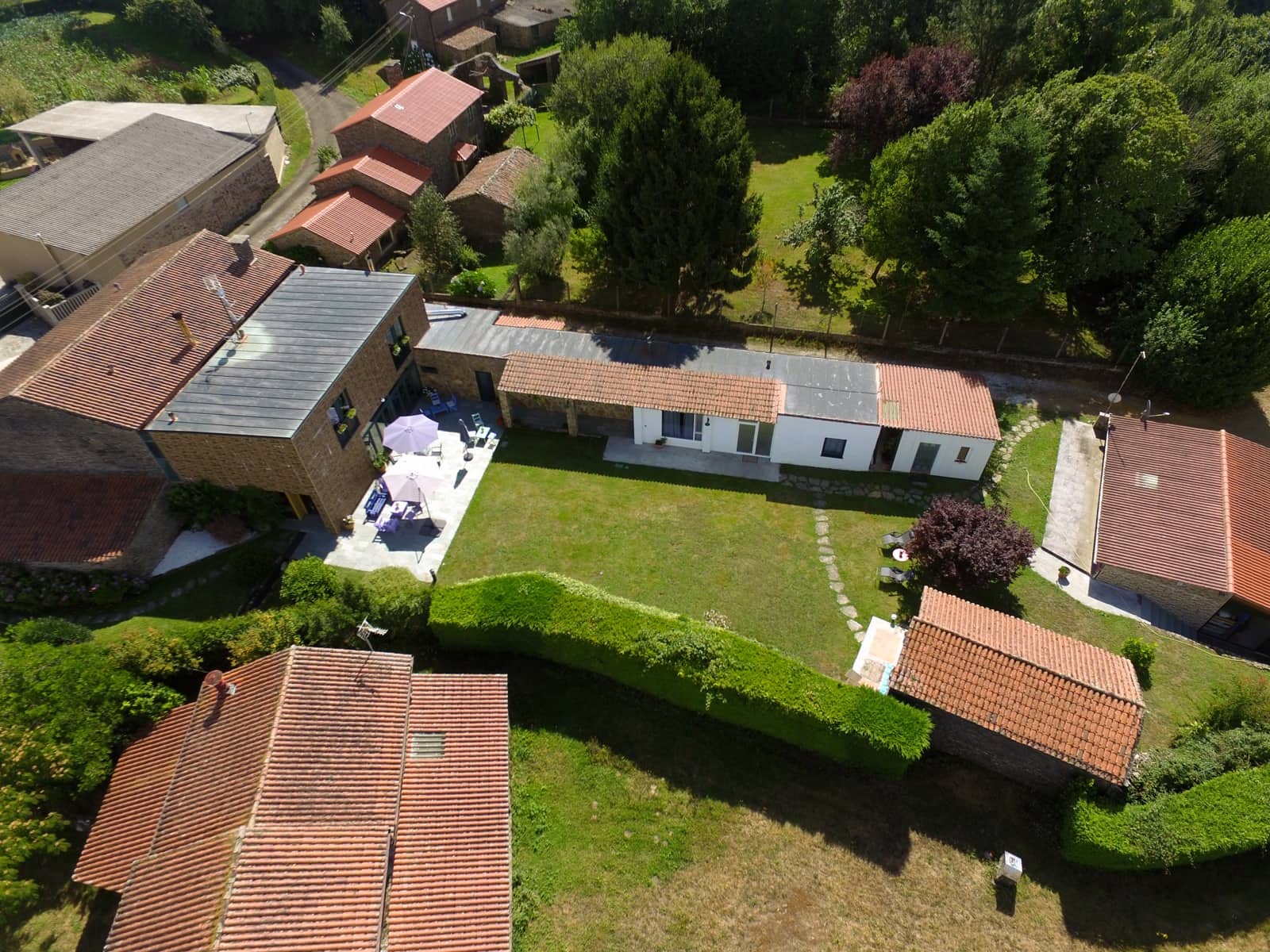 11 slaapkamer Bedrijf te koop in Arzua - € 965.000 (Ref: 9500329)