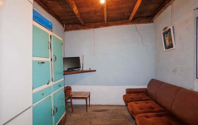 6 slaapkamer Finca/Landhuis te koop in Grandas de Salime - € 160.000 (Ref: 9509988)