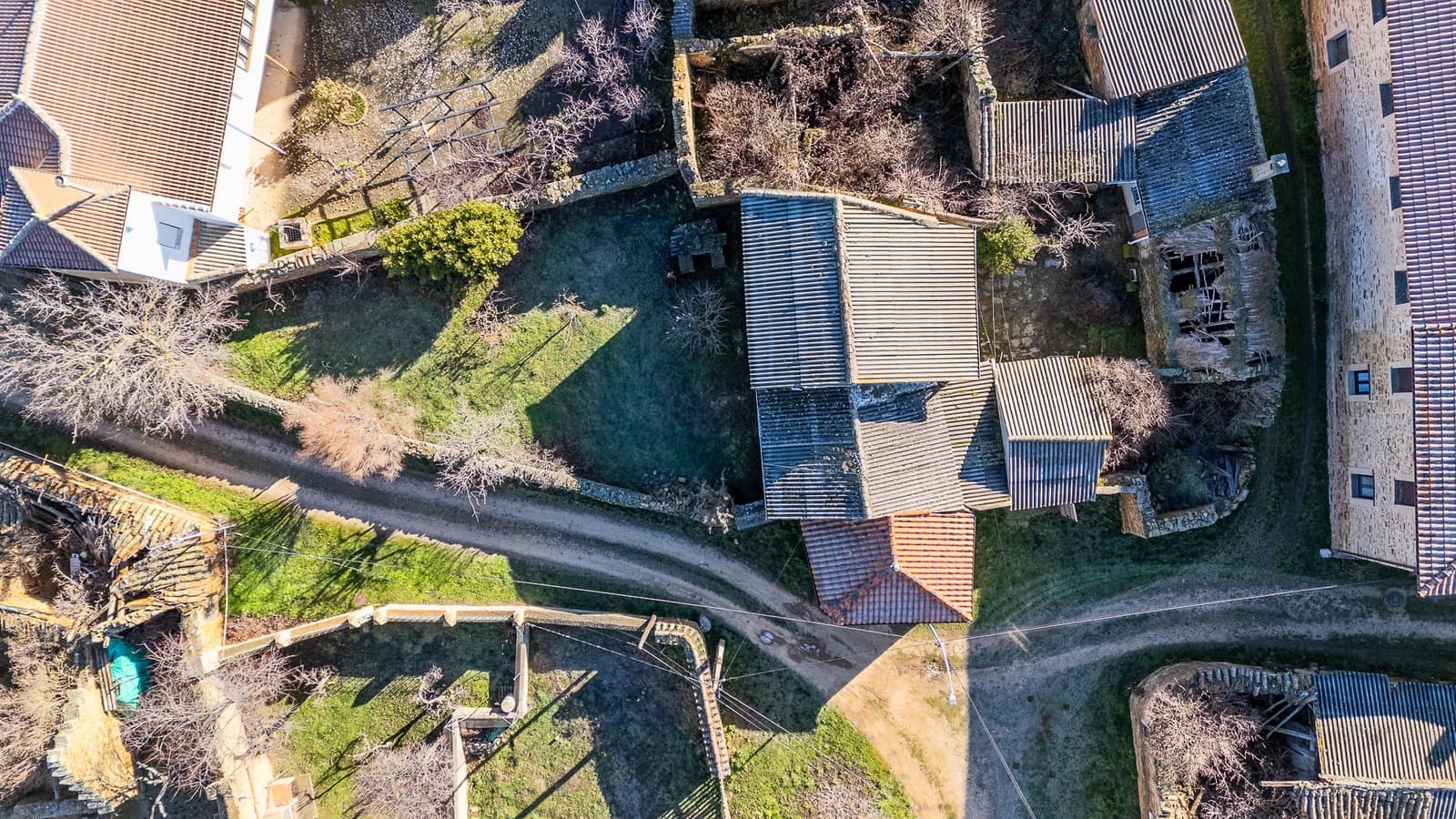 3 soveværelse Finca/Landehus til salg i Santa Colomba de Somoza - € 69.000 (Ref: 9525054)