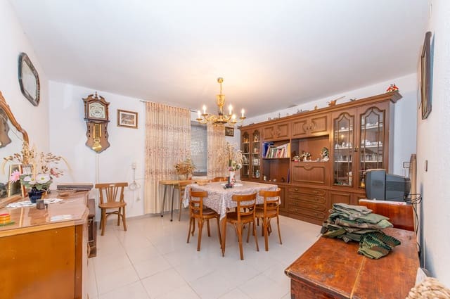 3 soveværelse Finca/Landehus til salg i Santa Colomba de Somoza med garage - € 69.000 (Ref: 9525054)