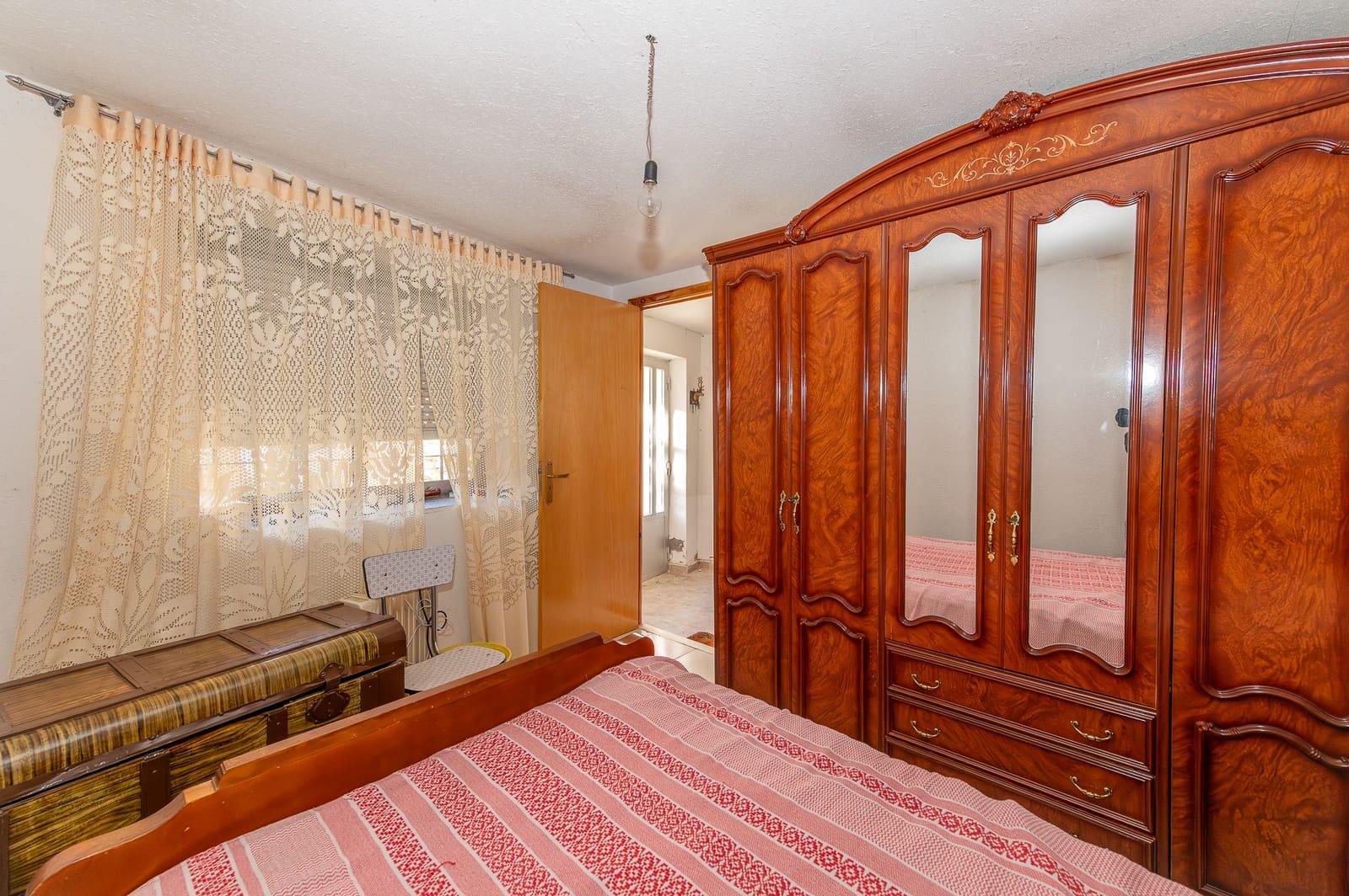 3 bedroom Finca/Country House for sale in Santa Colomba de Somoza with garage - € 69,000 (Ref: 9525054)