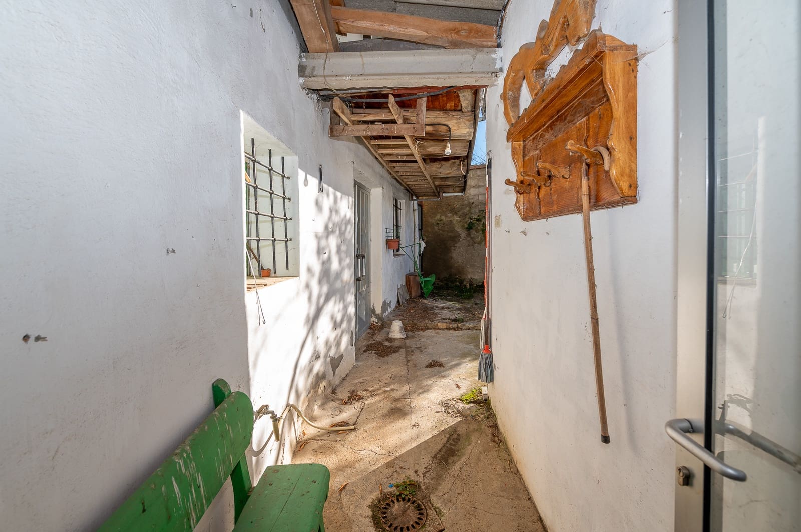 3 bedroom Finca/Country House for sale in Santa Colomba de Somoza with garage - € 69,000 (Ref: 9525054)