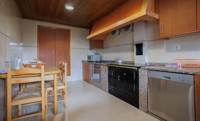 5 camera da letto Finca/Casa di Campagna in vendita in Carballeda de Avia - 249.000 € (Rif: 9534916)