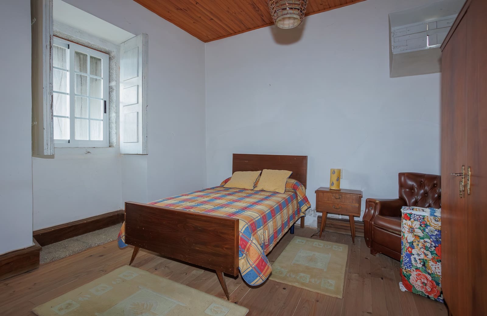 5 slaapkamer Finca/Landhuis te koop in Carballeda de Avia - € 200.000 (Ref: 9534916)