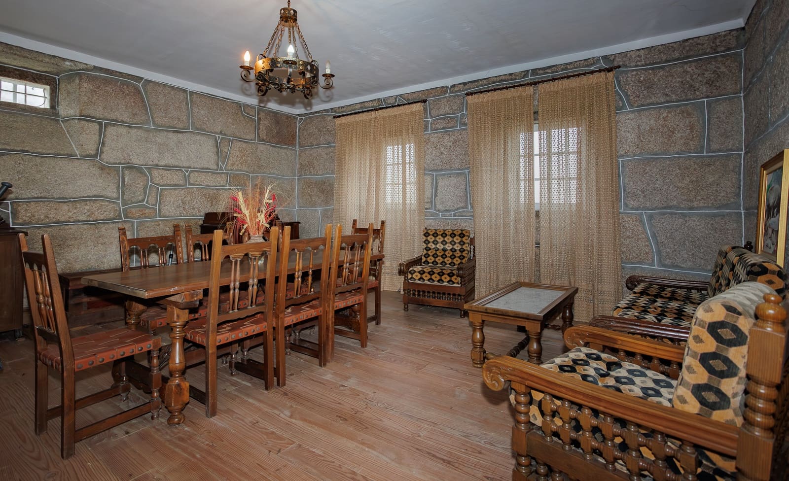 5 slaapkamer Finca/Landhuis te koop in Carballeda de Avia - € 200.000 (Ref: 9534916)