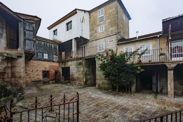 5 slaapkamer Finca/Landhuis te koop in Carballeda de Avia - € 200.000 (Ref: 9534916)