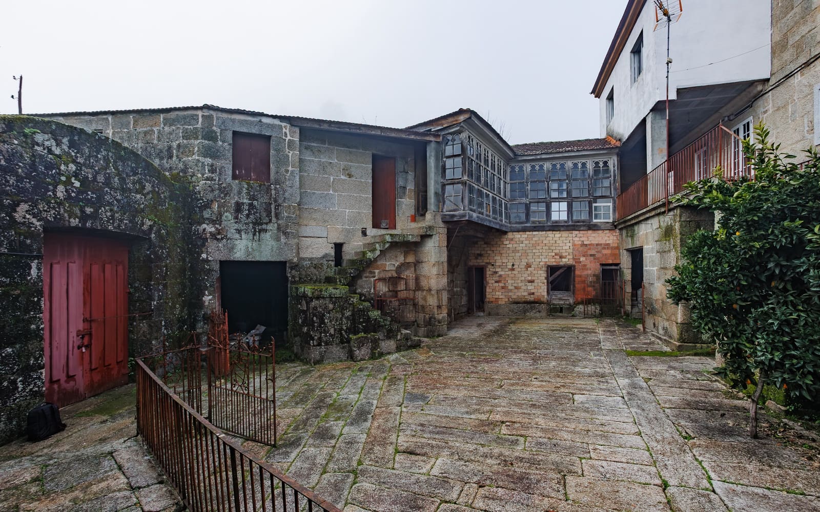 5 slaapkamer Finca/Landhuis te koop in Carballeda de Avia - € 200.000 (Ref: 9534916)