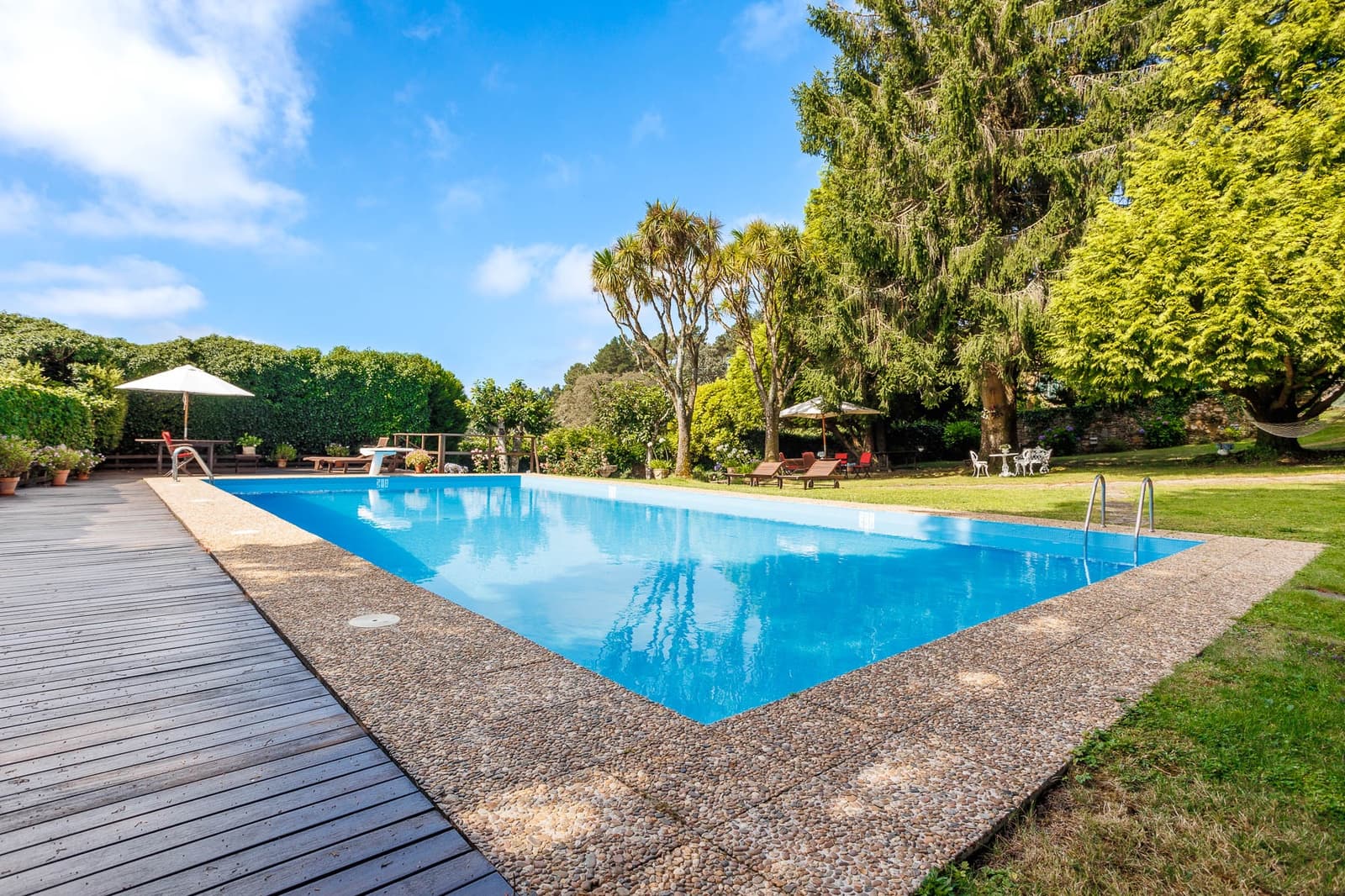 5 bedroom Finca/Country House for sale in Cospeito with pool - € 3,500,000 (Ref: 9627962)