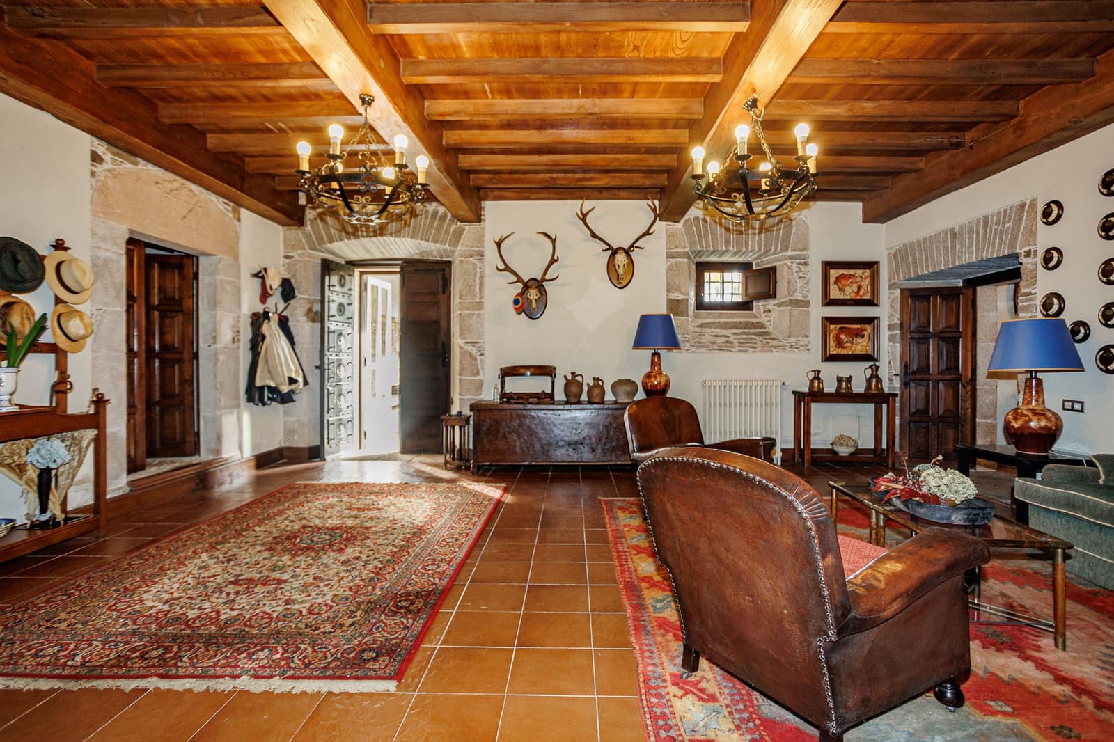 5 bedroom Finca/Country House for sale in Cospeito with pool garage - € 3,500,000 (Ref: 9627962)