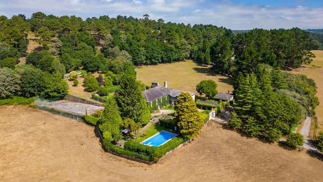 5 quarto Quinta/Casa Rural para venda em Cospeito com piscina garagem - 3 500 000 € (Ref: 9627962)