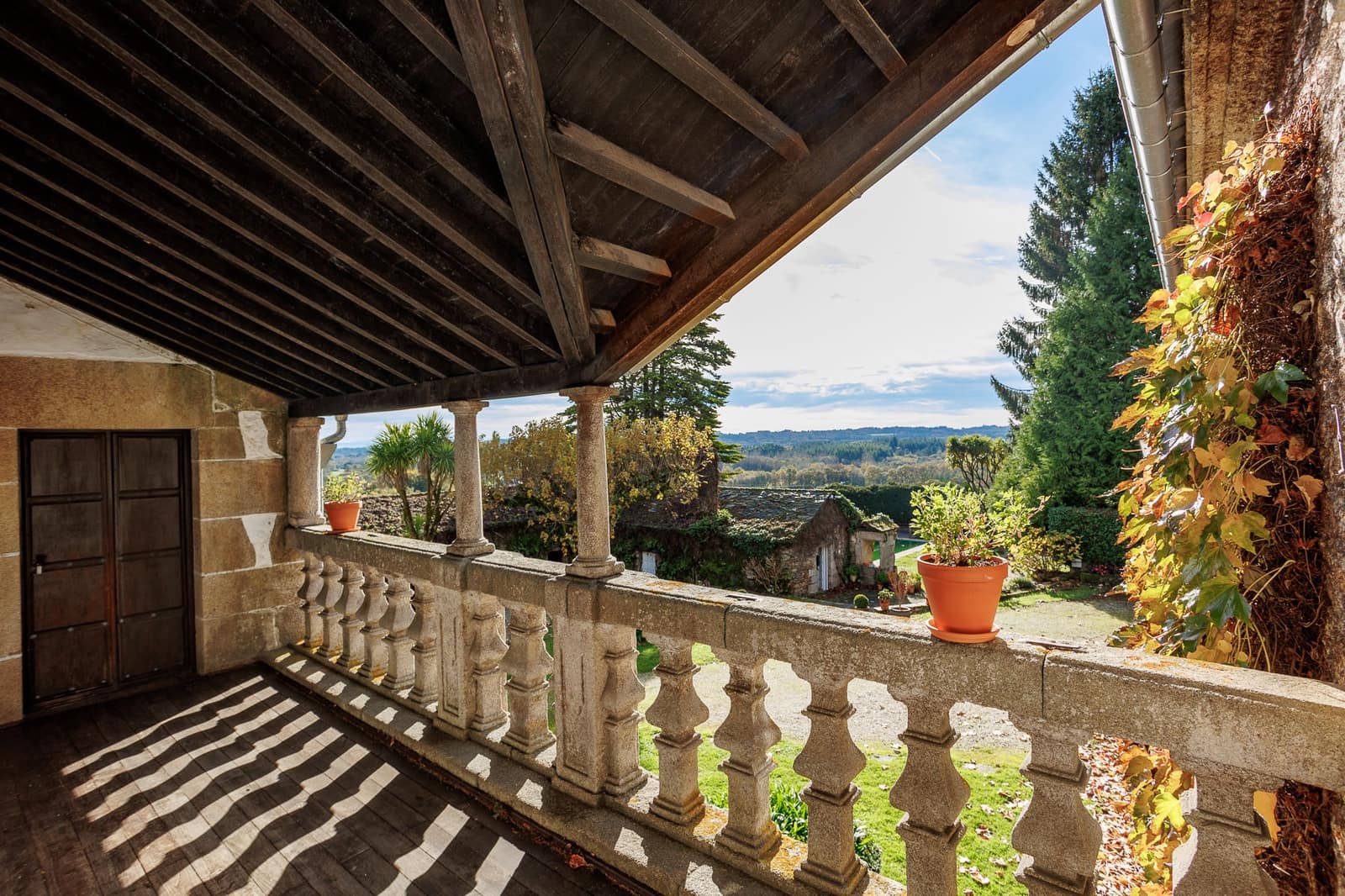 5 bedroom Finca/Country House for sale in Cospeito with pool garage - € 3,500,000 (Ref: 9627962)
