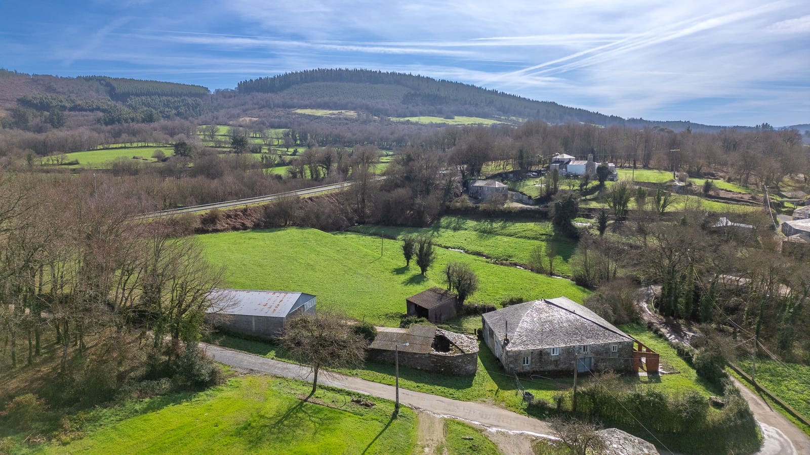 6 slaapkamer Finca/Landhuis te koop in O Corgo met garage - € 115.000 (Ref: 9650403)