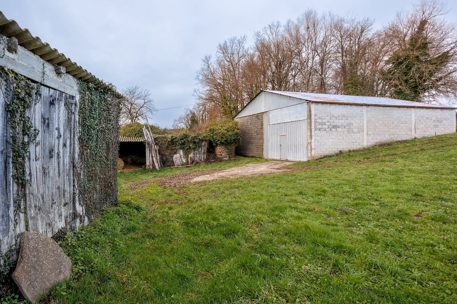 6 slaapkamer Finca/Landhuis te koop in O Corgo met garage - € 115.000 (Ref: 9650403)