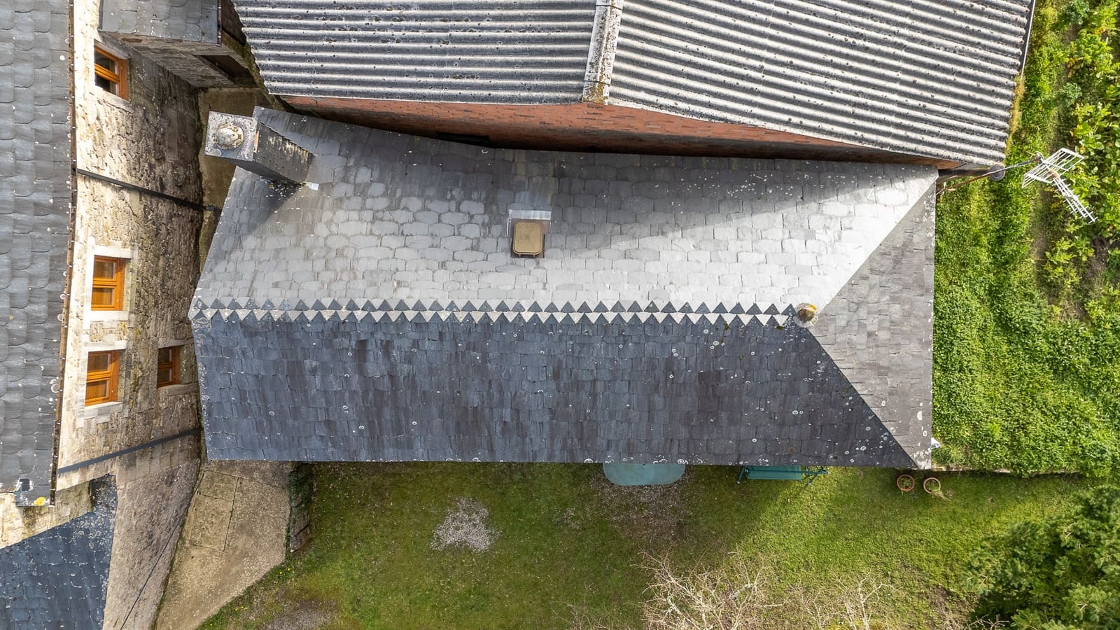 3 bedroom Finca/Country House for sale in Guitiriz - € 140,000 (Ref: 9677861)