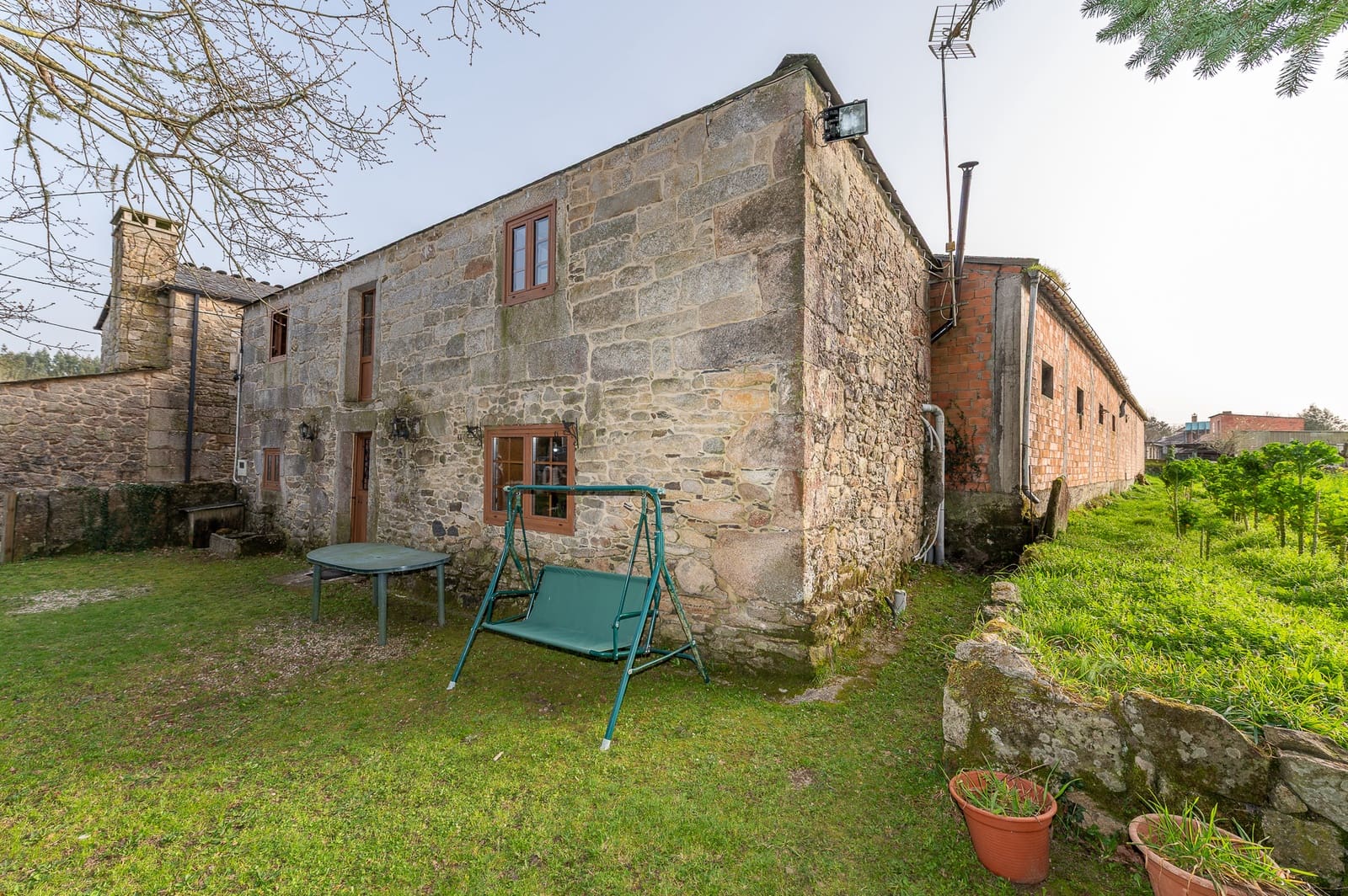 3 bedroom Finca/Country House for sale in Guitiriz - € 140,000 (Ref: 9677861)