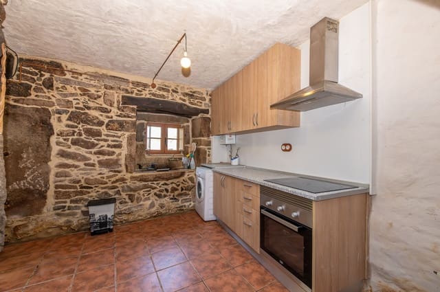 3 quarto Quinta/Casa Rural para venda em Guitiriz - 129 000 € (Ref: 9677861)