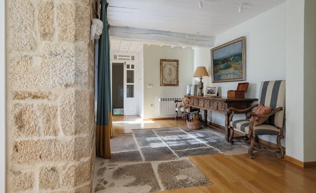 4 bedroom Finca/Country House for sale in Vilar de Barrio with pool - € 395,000 (Ref: 9687472)