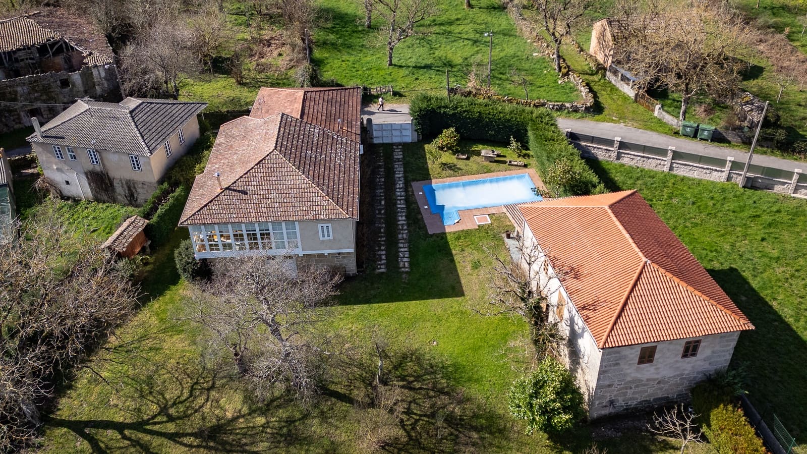 4 bedroom Finca/Country House for sale in Vilar de Barrio with pool - € 395,000 (Ref: 9687472)