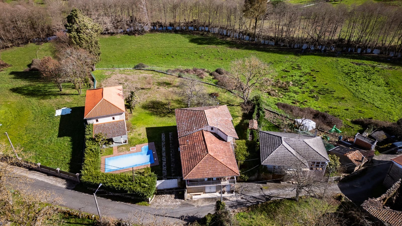 4 bedroom Finca/Country House for sale in Vilar de Barrio with pool - € 395,000 (Ref: 9687472)