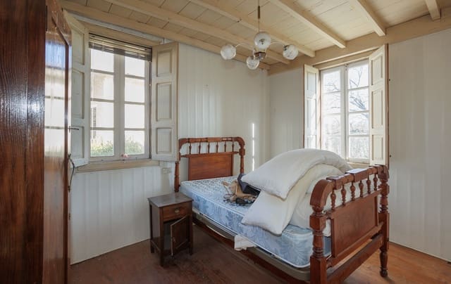 3 bedroom Finca/Country House for sale in Vilar de Barrio - € 75,000 (Ref: 9687473)