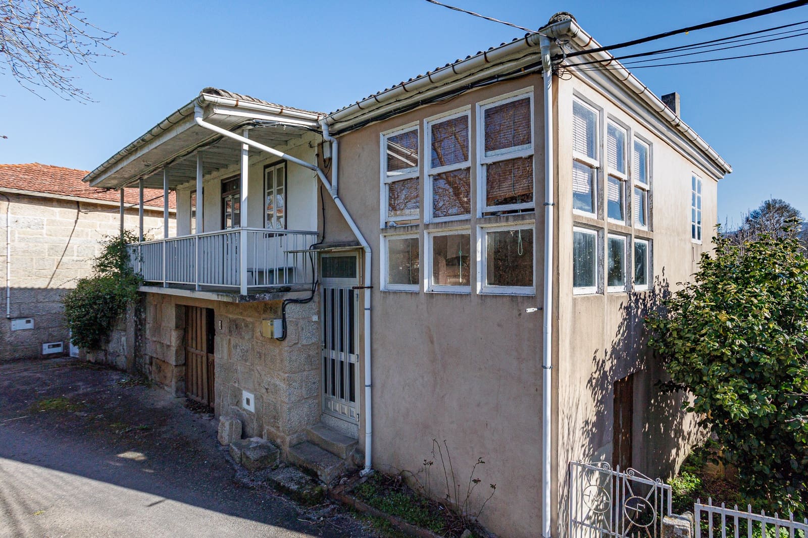 3 bedroom Finca/Country House for sale in Vilar de Barrio - € 75,000 (Ref: 9687473)