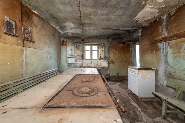 3 soveværelse Finca/Landehus til salg i Guitiriz - € 75.000 (Ref: 9691607)