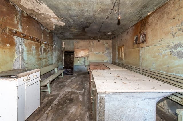 3 soveværelse Finca/Landehus til salg i Guitiriz - € 75.000 (Ref: 9691607)