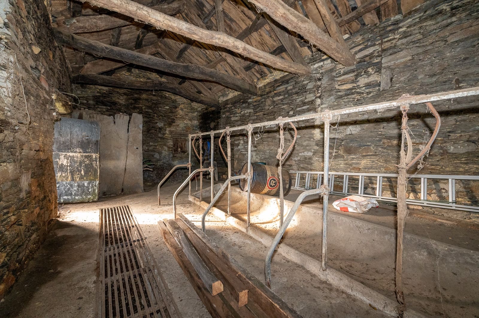 3 soveværelse Finca/Landehus til salg i Guitiriz - € 75.000 (Ref: 9691607)