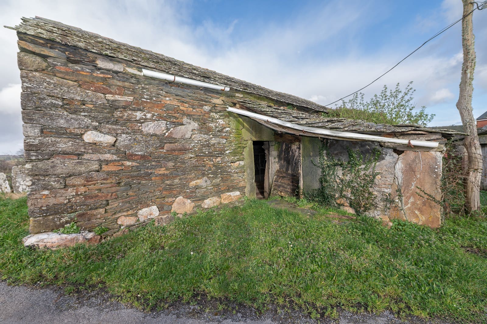 3 soveværelse Finca/Landehus til salg i Guitiriz - € 75.000 (Ref: 9691607)