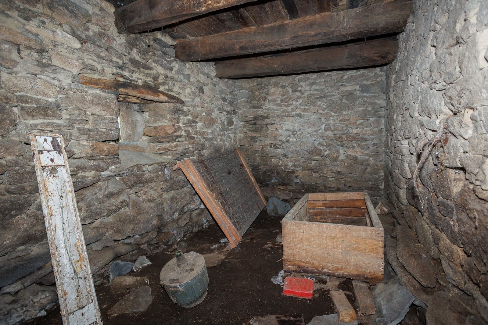 1 soveværelse Finca/Landehus til salg i Outeiro de Rei - € 30.000 (Ref: 9694394)