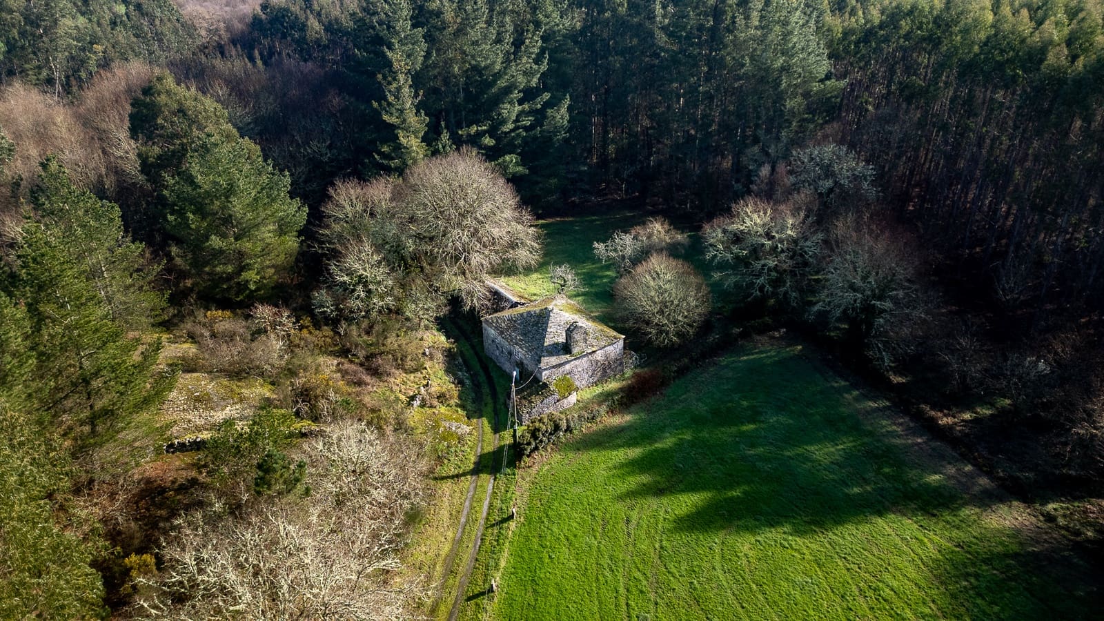 1 soveværelse Finca/Landehus til salg i Outeiro de Rei - € 30.000 (Ref: 9694394)