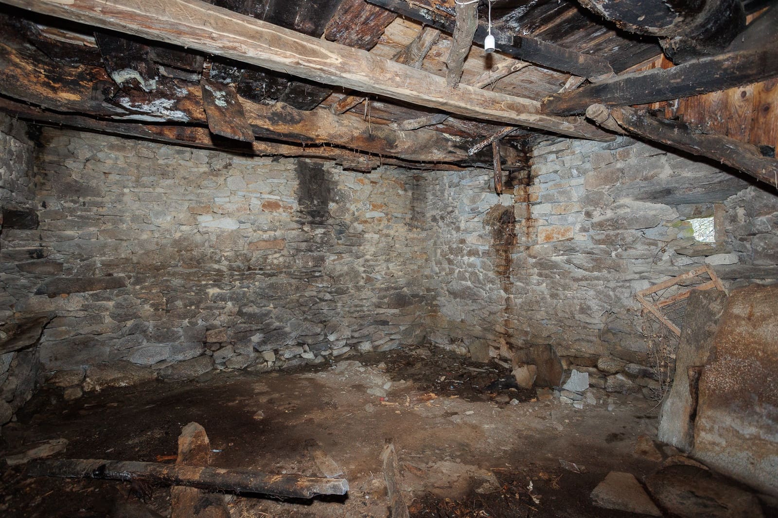 1 soveværelse Finca/Landehus til salg i Outeiro de Rei - € 30.000 (Ref: 9694394)