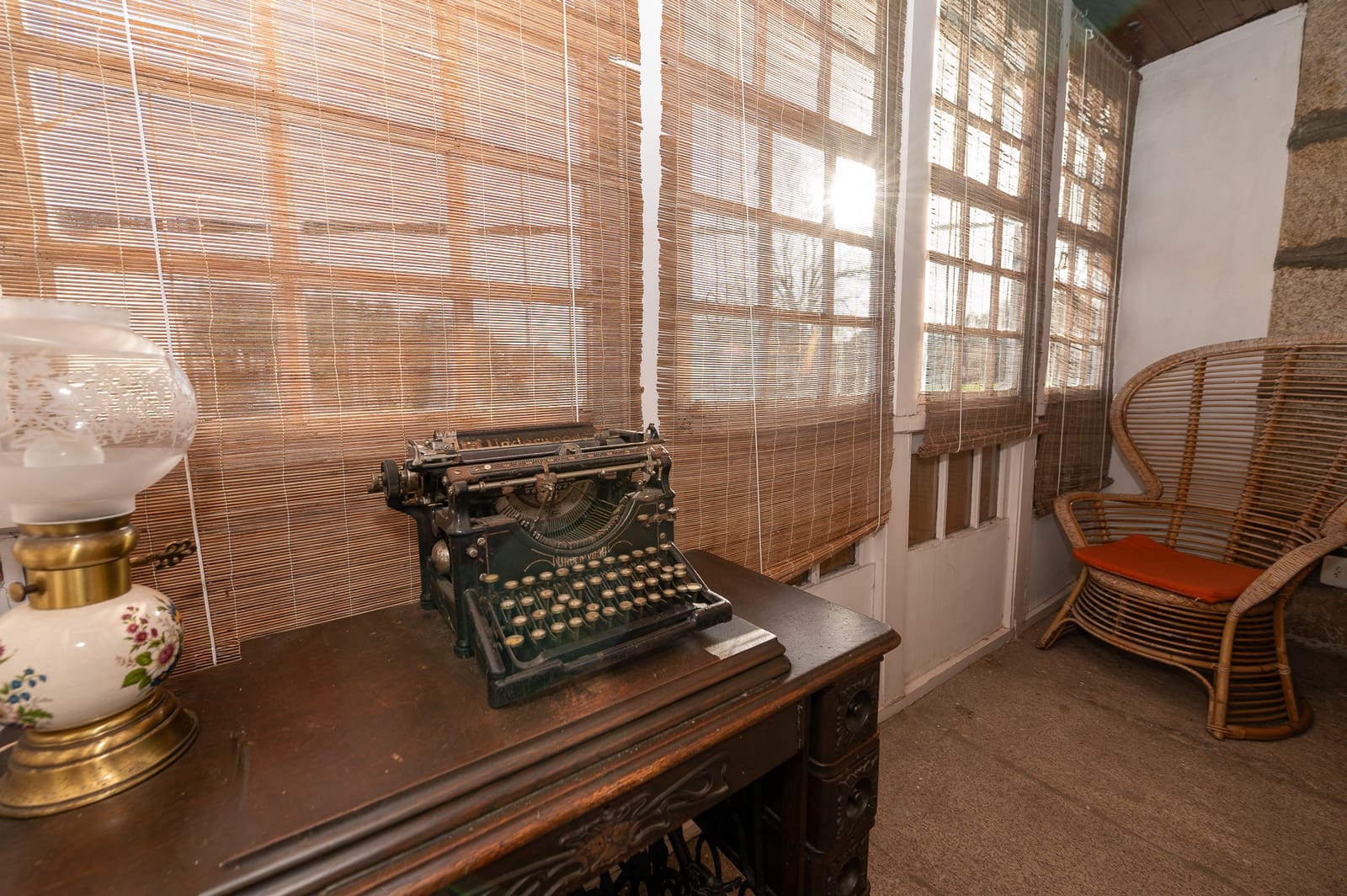 8 bedroom Finca/Country House for sale in Maside with garage - € 390,000 (Ref: 9708046)