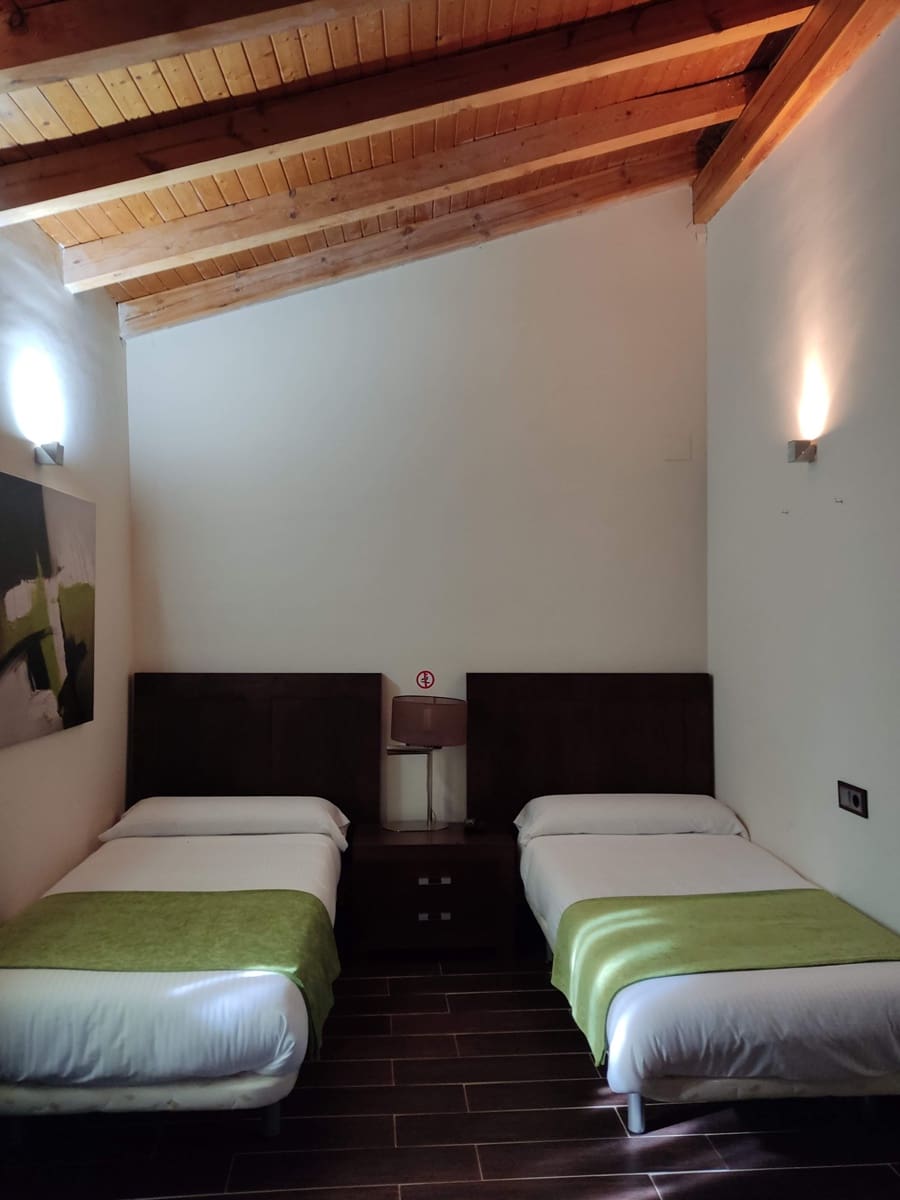 9 bedroom Business for sale in Villar del Rio - € 450,000 (Ref: 9753476)