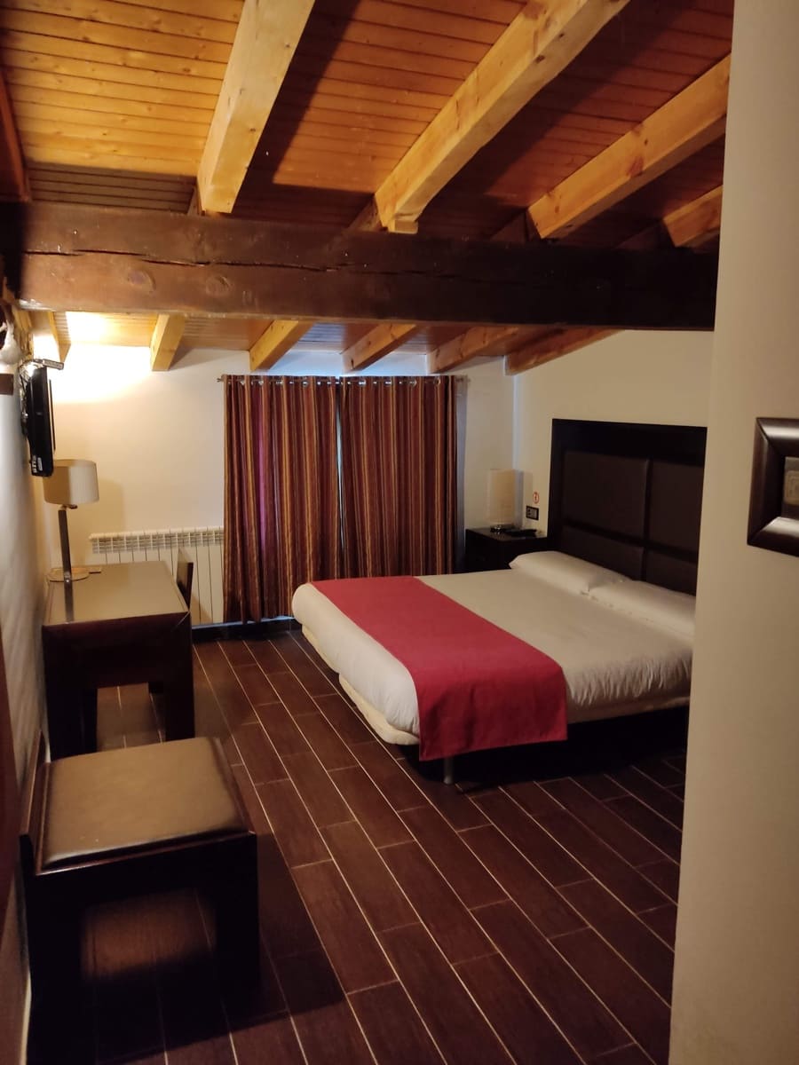 9 bedroom Business for sale in Villar del Rio - € 450,000 (Ref: 9753476)