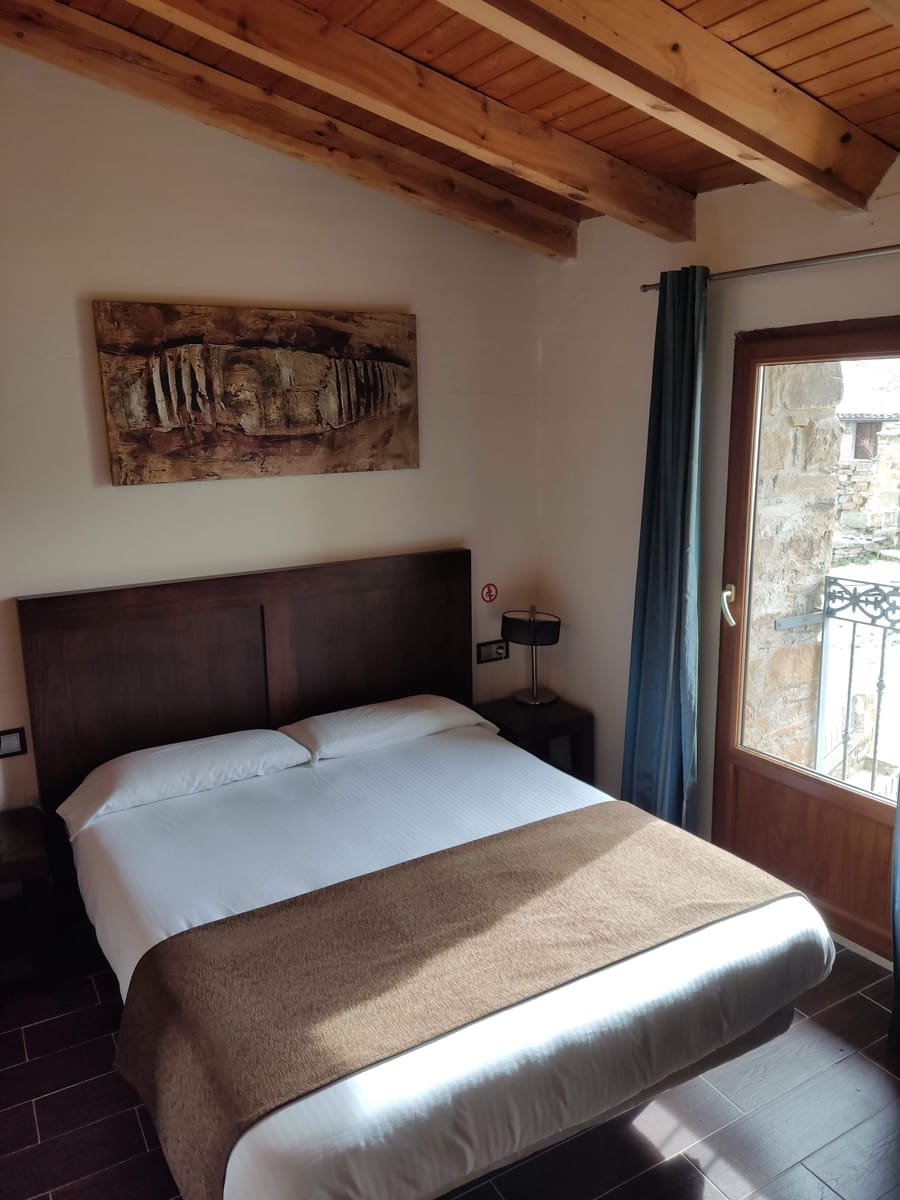 9 bedroom Business for sale in Villar del Rio - € 450,000 (Ref: 9753476)