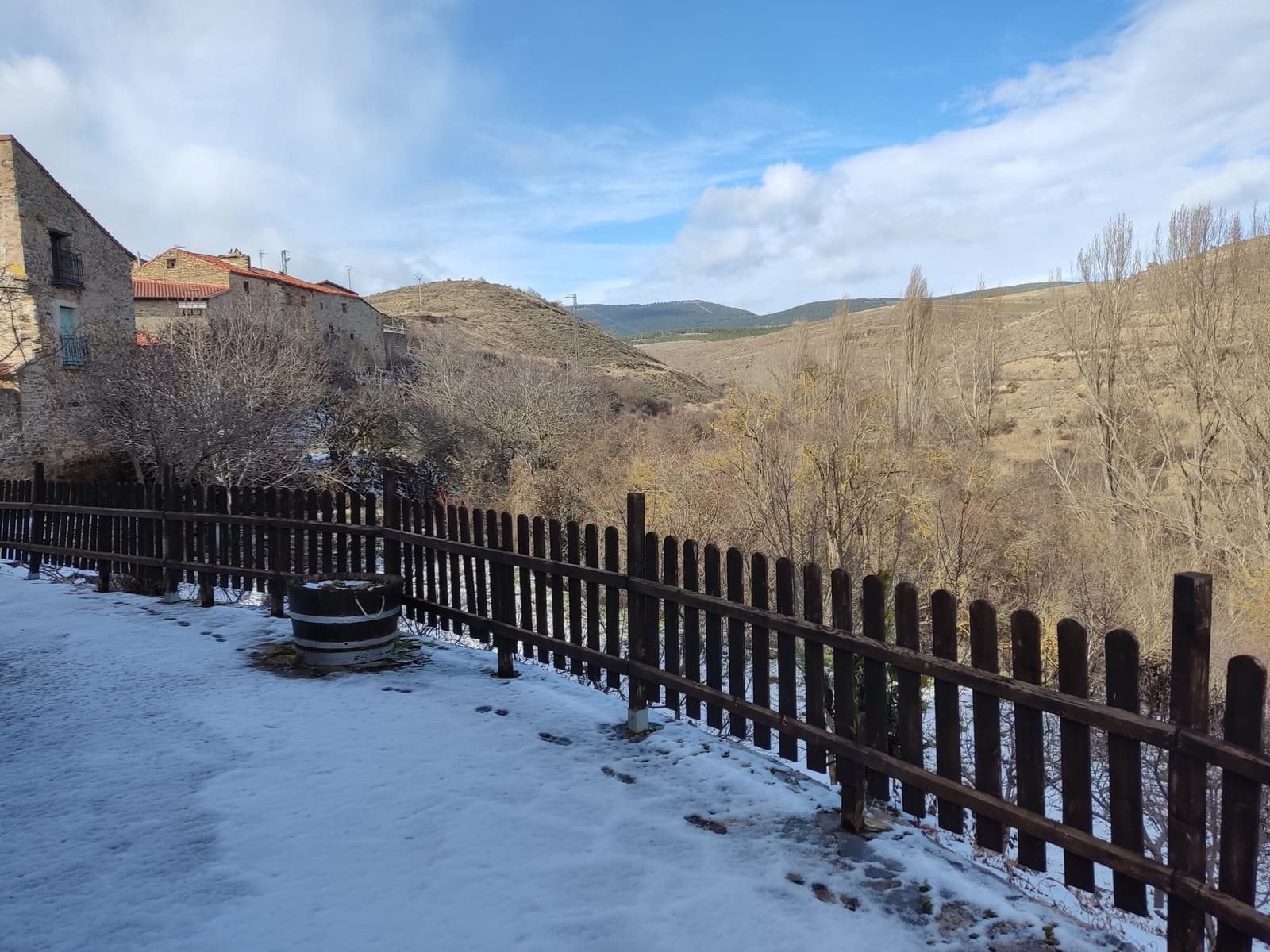 9 bedroom Business for sale in Villar del Rio - € 450,000 (Ref: 9753476)